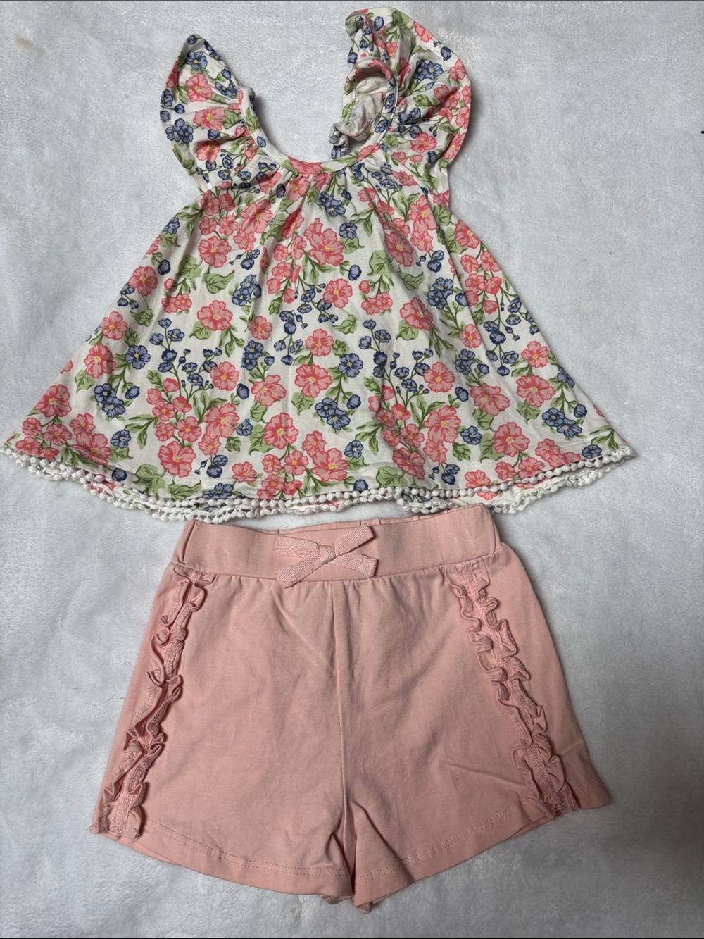 Isaac Mizrahi Pink Floral Top and Pink Shorts Matching Set